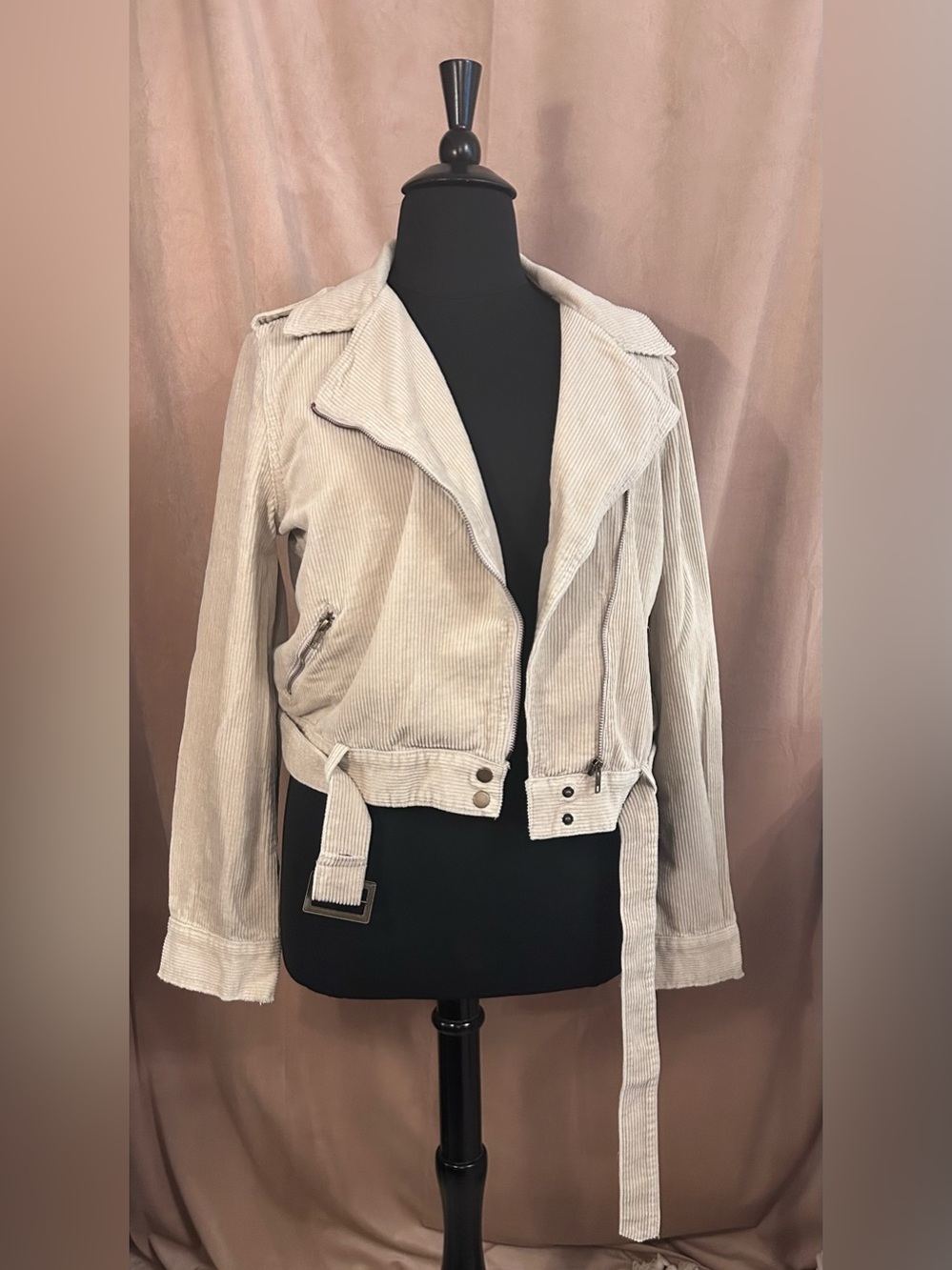 VICI COLLECTION CORDUROY MOTO JACKET - Picture 11 of 11